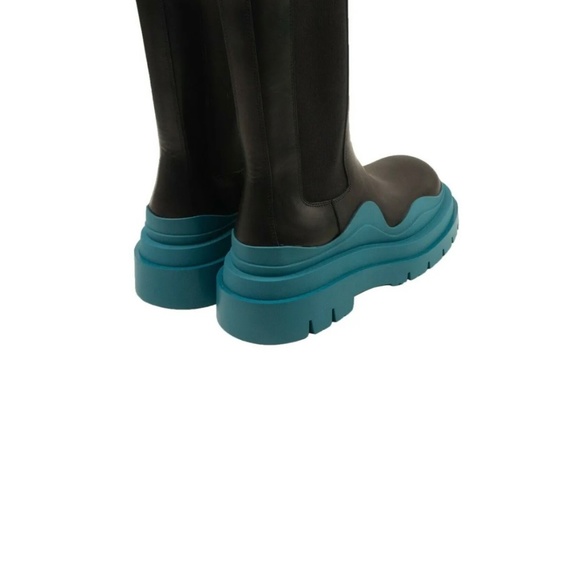 Bottega Veneta  Contrast-Sole Leather Tire Boots main image 6